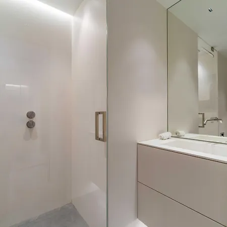 Apartament Luxurious 5br 10p With Terrace *